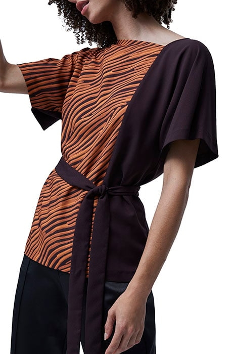 ROSALIND ASYMMETRIC NECK TOP DECADENCE/CANYON MLT 3