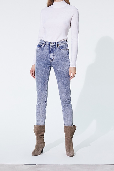 HYDRA SWEATER CLOUDY WHITE 3