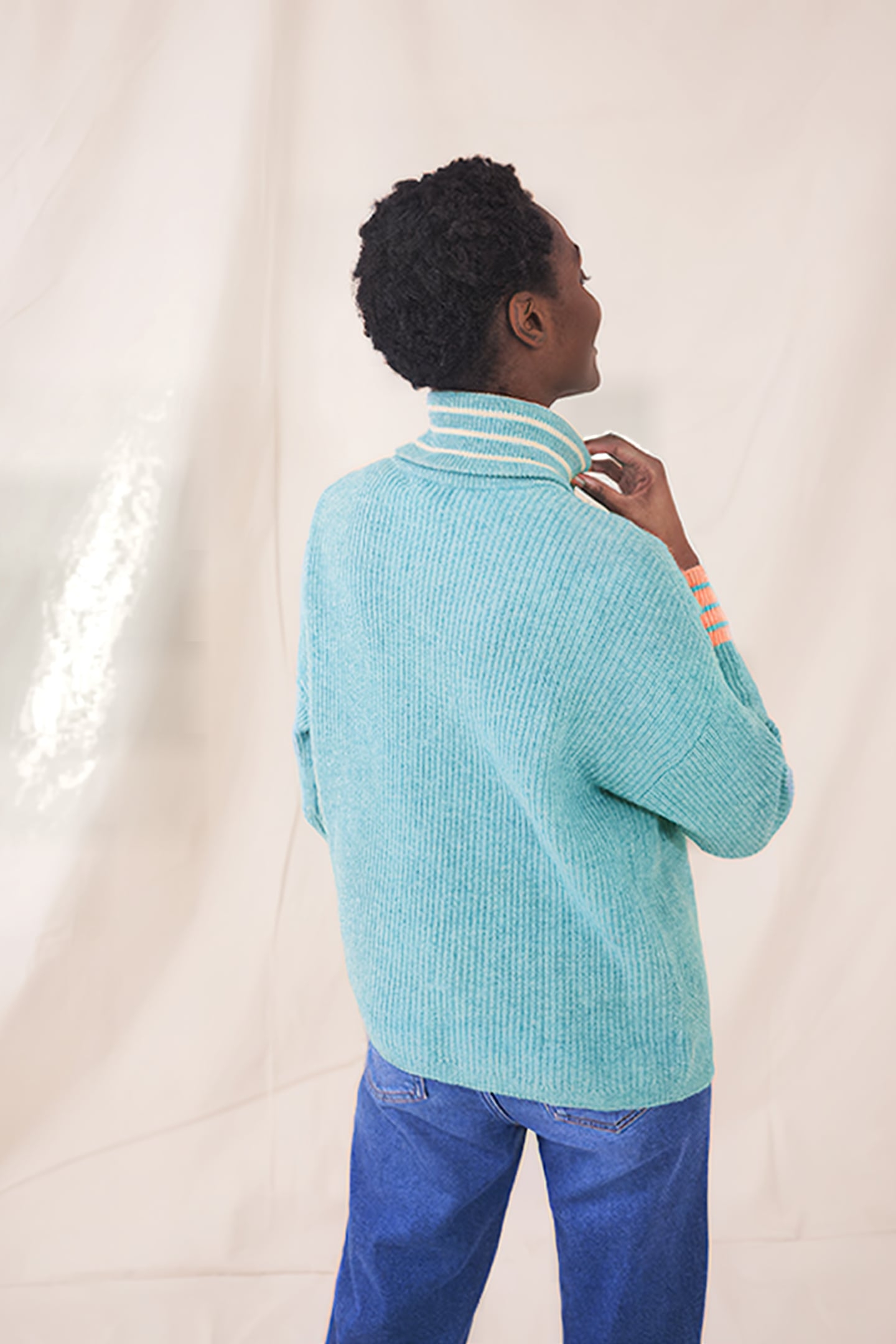 FOREST FUNNEL JUMPER LIGHT BLUE 3