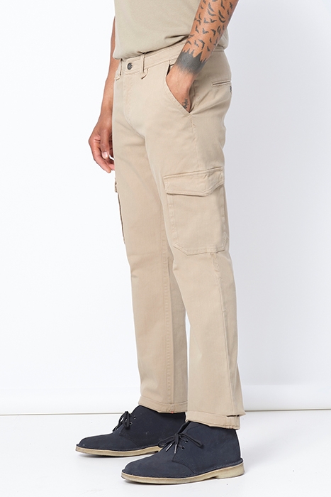 JOHN CARGO CHINO CAMEL UNI 4