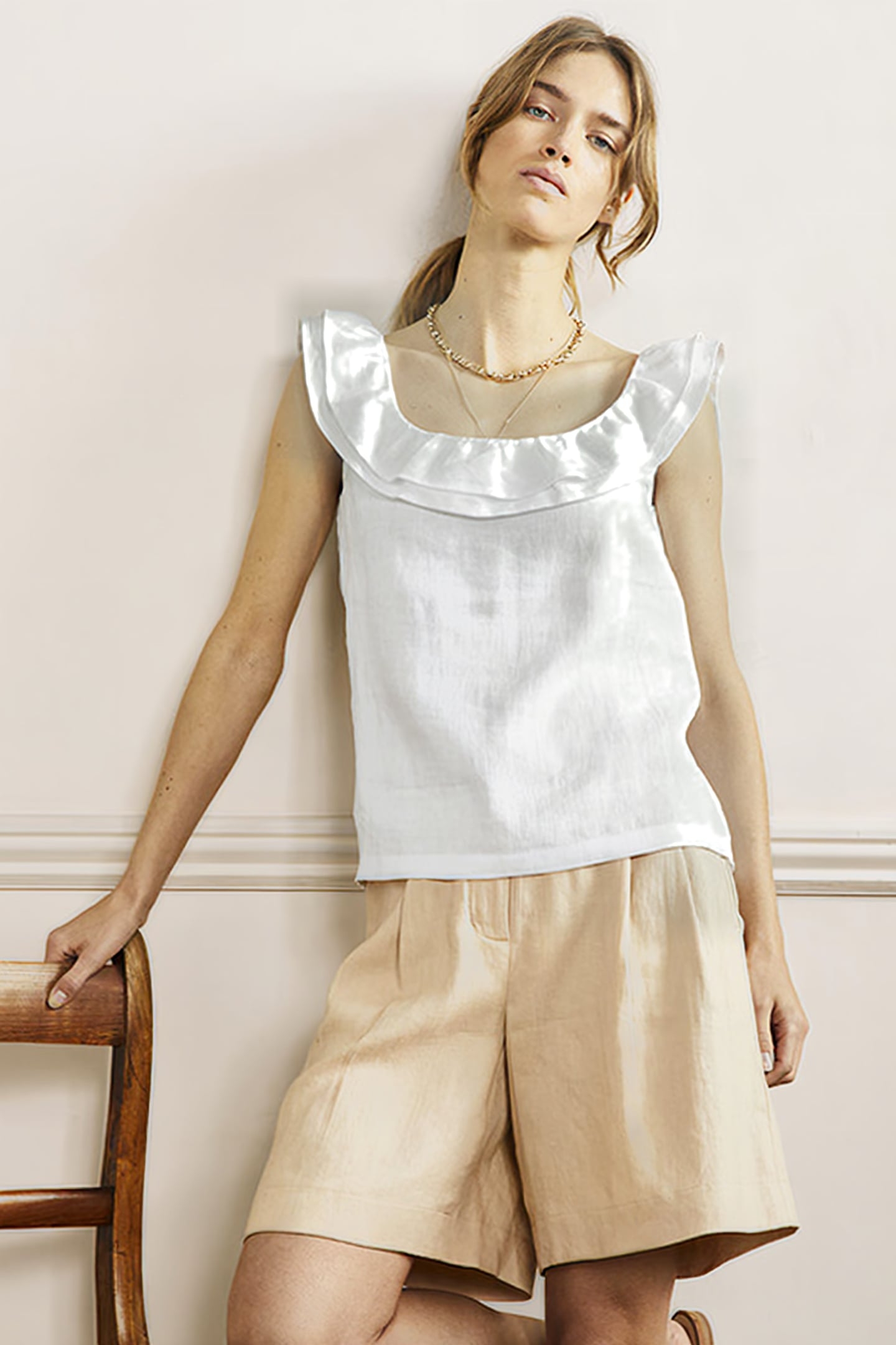 SLEEVELESS RUFFLE LINEN TOP WHT 1