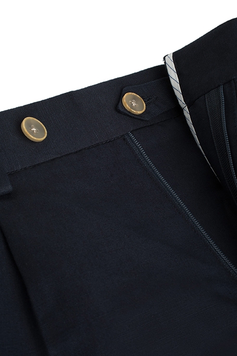 NAVY PLEATED BENNINGTON SHORTS 2