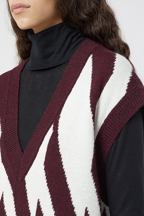 WOMEN V NECK VEST KNITS DARK RAISIN 5