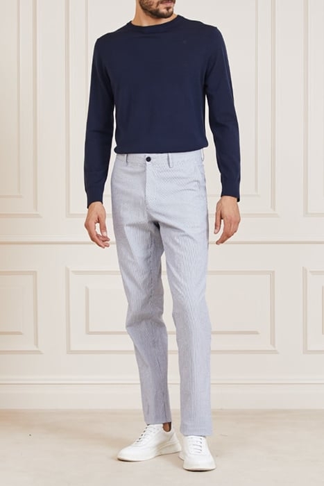 BEN URBAN CHINO BLUE AND WHITE 3