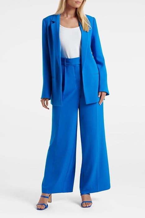 TORI BOYFRIEND BLAZER PLUNGE POOL 3