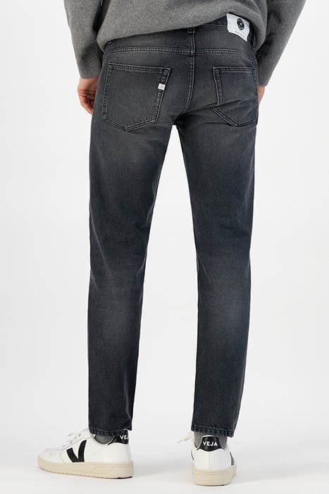 REGULAR DUNN WORN BLACK 2