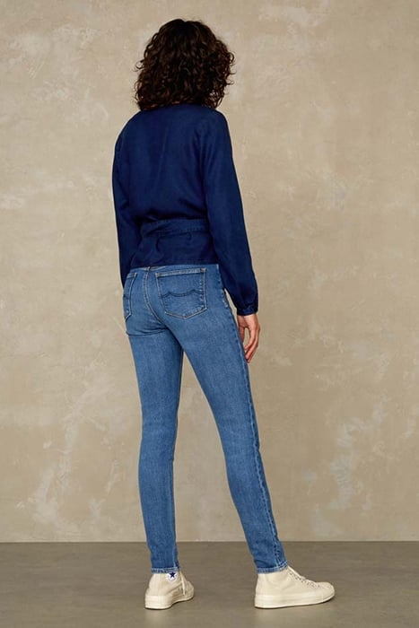 CHRISTINA HIGH CLEAN STEVEN MID MODAL 2