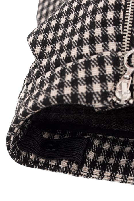 GIRLS’ BLACK AND BEIGE HOUNDSTOOTH MOTIF SHORTS BLACK 6