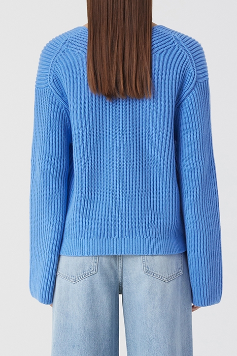 V CARDIGAN LONG SLEEVE CHAMBRAY BLUE 2