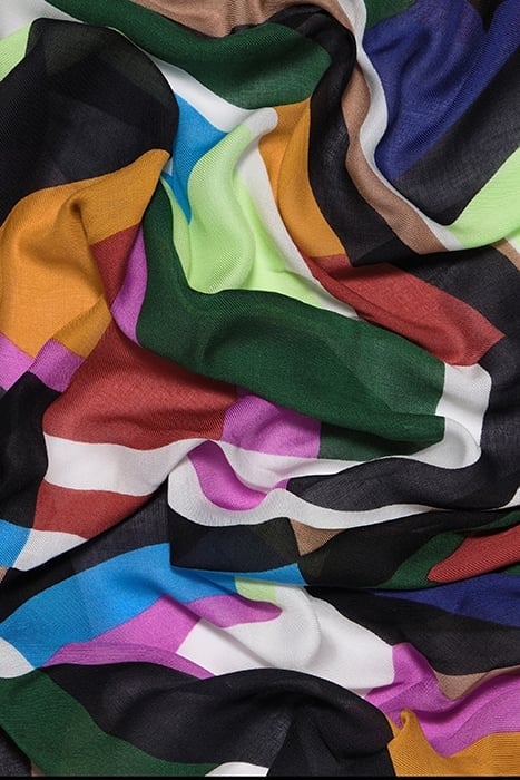 GREEN LOGO-CHIMO SHAWL 3