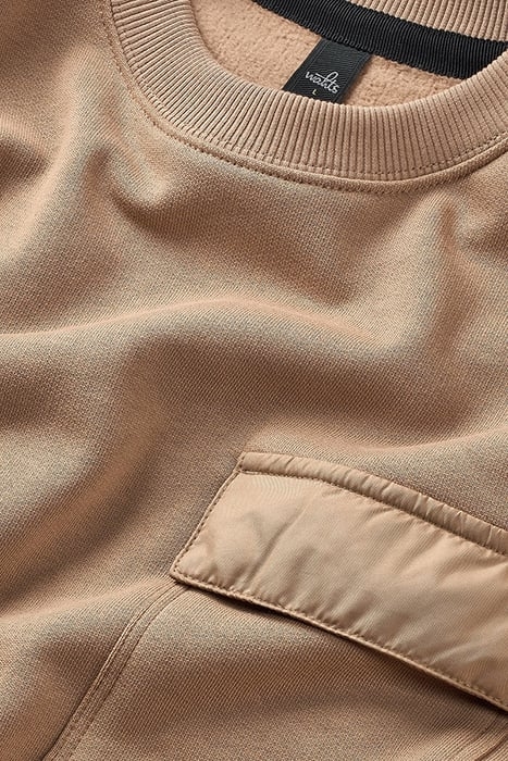 MOORE-POCKET | CHEST POCKET SWEATER DEEP BEIGE 2