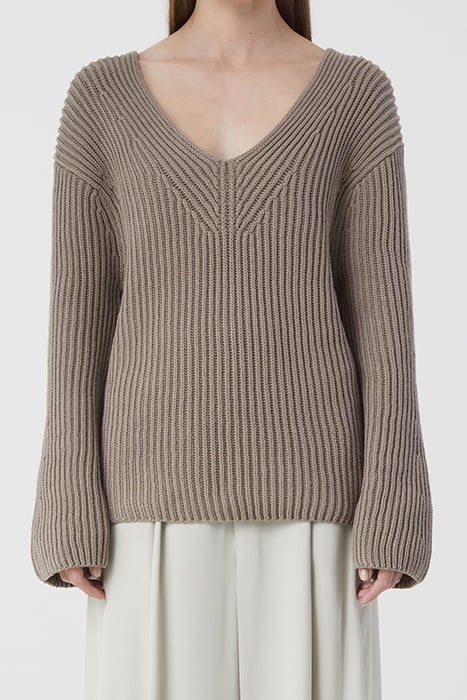 V NECK LONG SLEEVE KNITS BROWN SUGAR 1