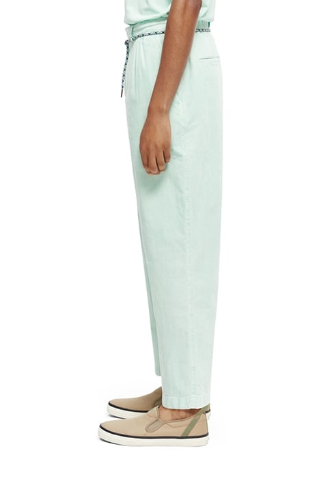 SEASONAL-FIT WIDE-LEG PLEATED FINE CORDUROY CHINO BAY 6
