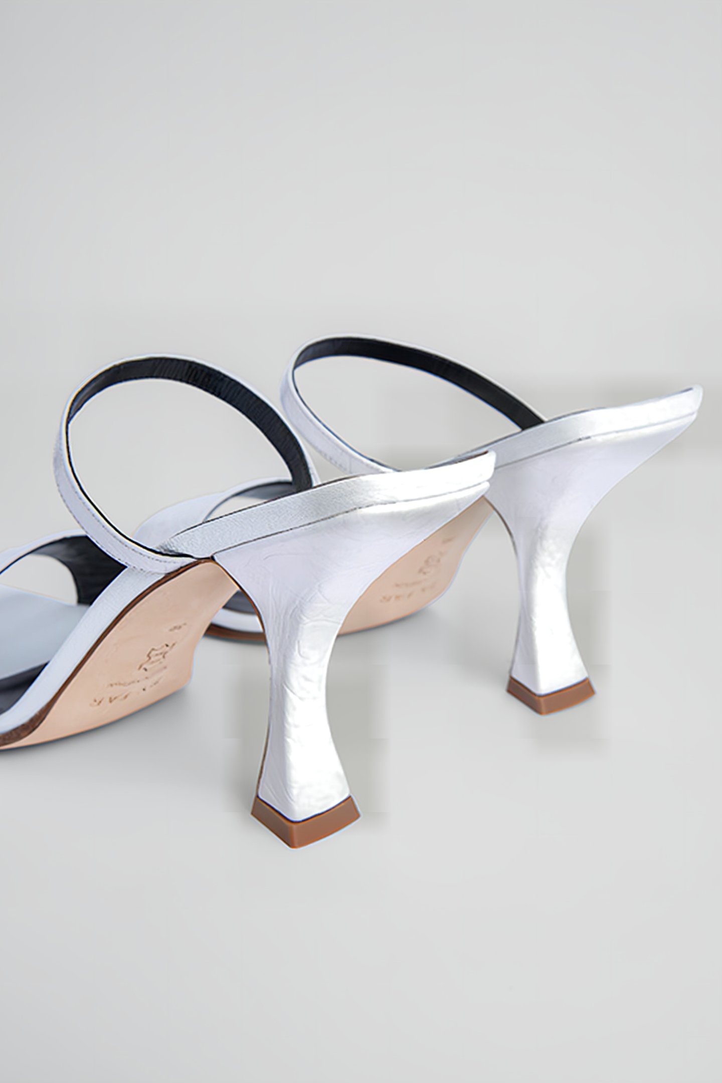 NAYLA OPTIC WHITE CIRCULAR CROCO EMBOSSED LEATHER WHITE 4