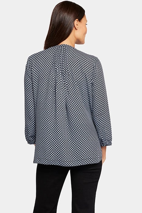 PINTUCK BLOUSE DIAMOND PEAK 2