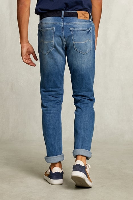 TIGHT FIT 5-POCKET LIGHT STONE JEANS 2