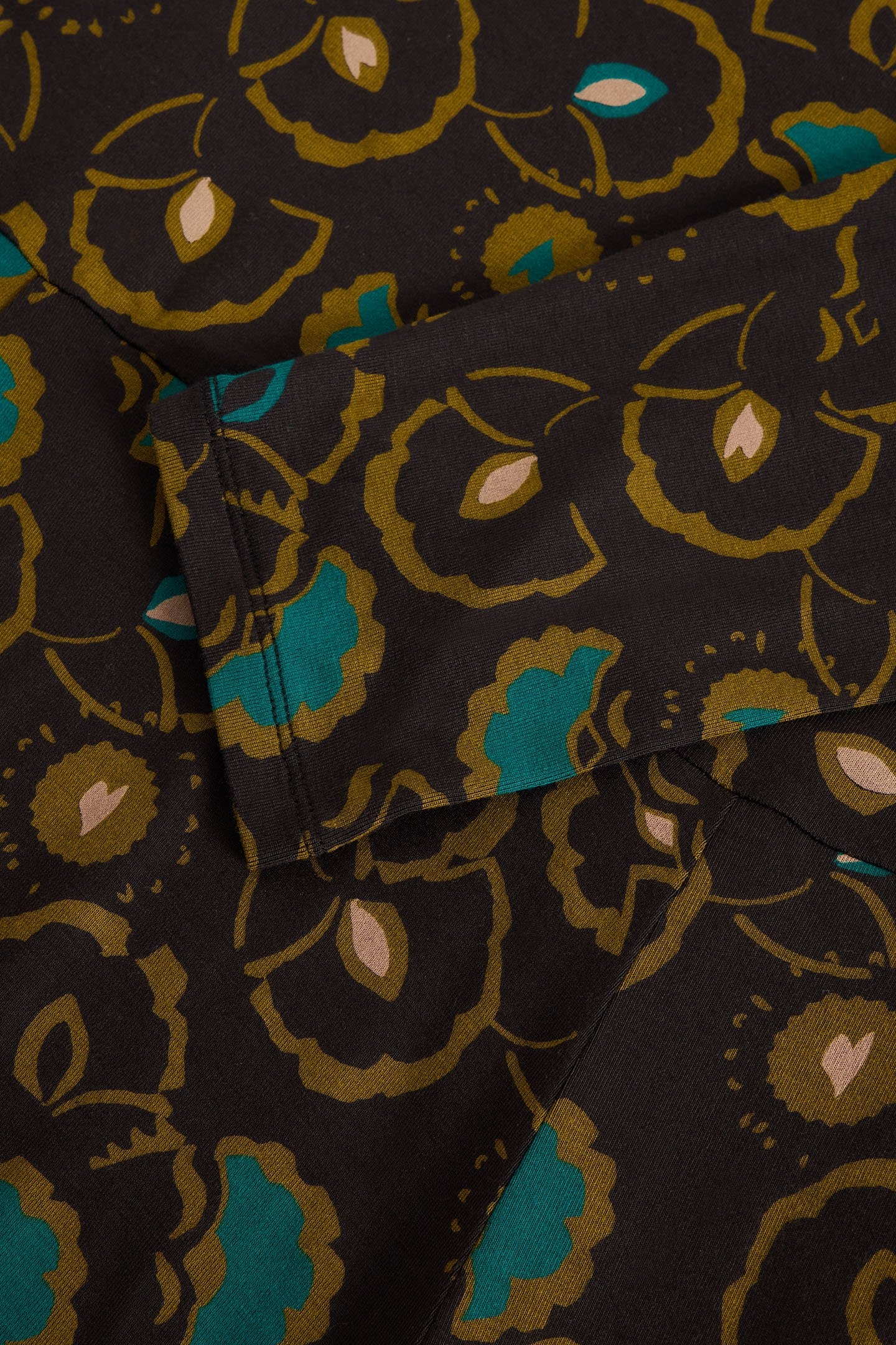 MADELINE JERSEY DRESS BLACK MULTI 6