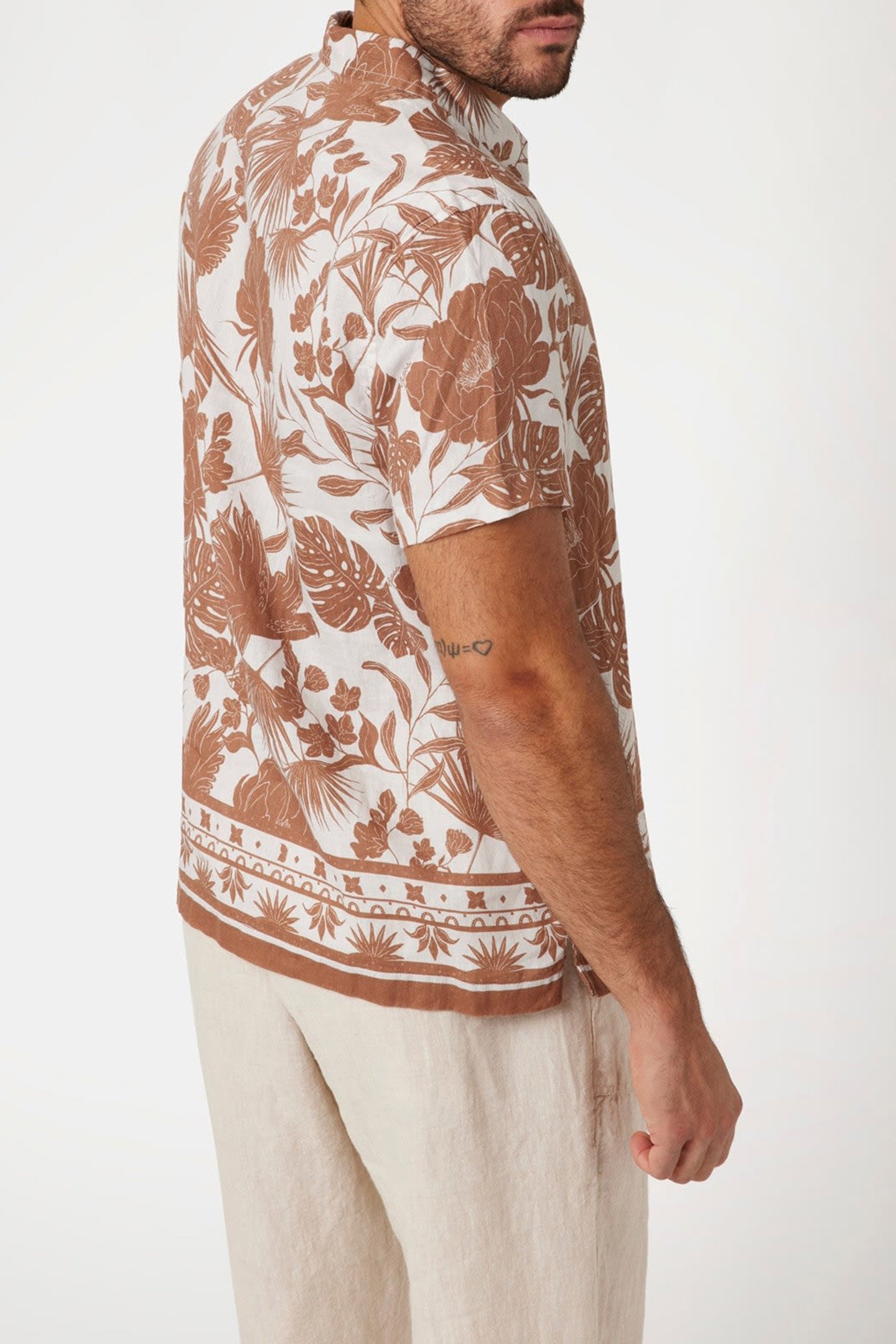 SS ISLAND LINEN BORD TROPICAL LINOCUT NUT 2