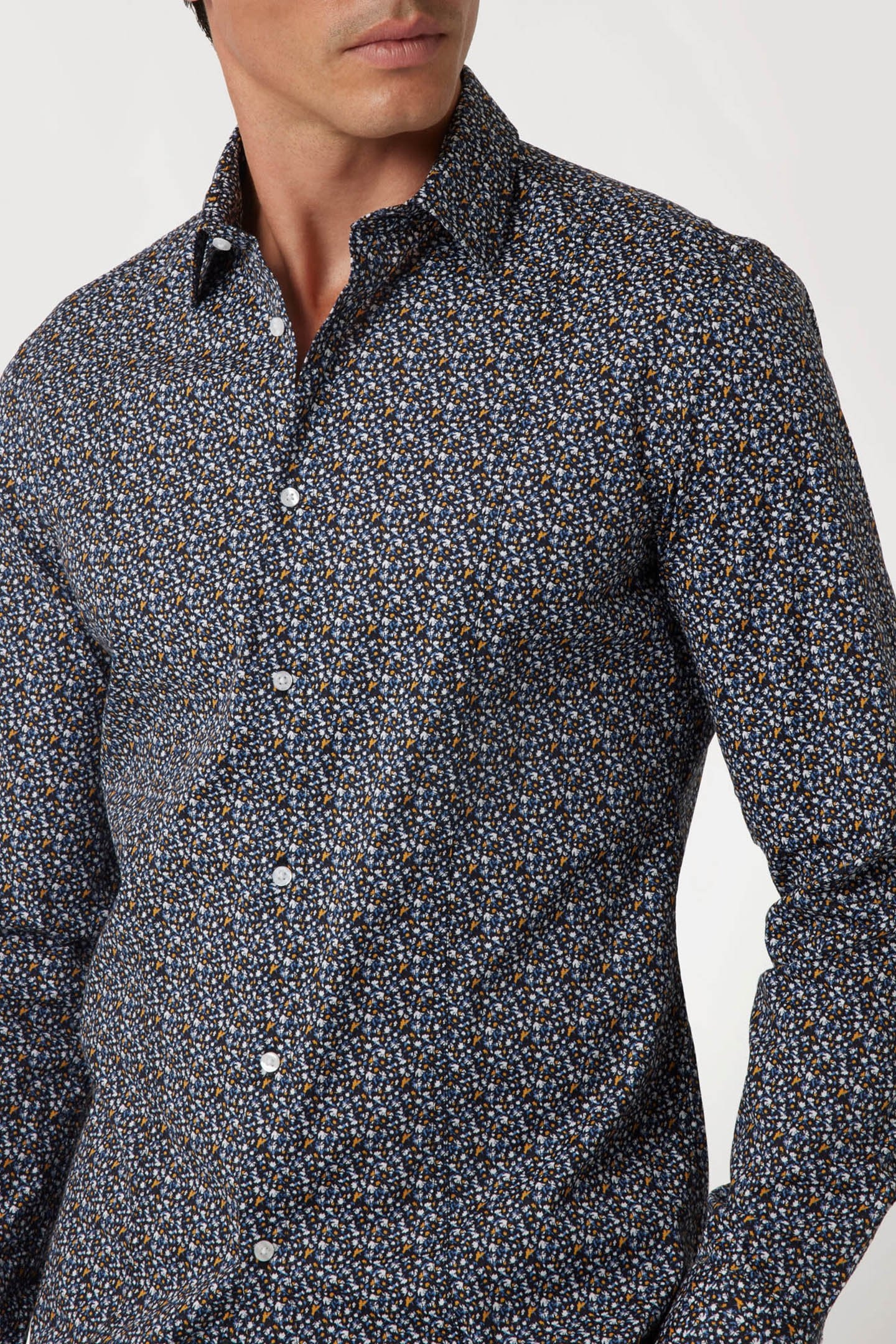 MARCIANO BY GUESS LS ITALIAN COLLA ROU BLUE MIXED FLOWERS 5