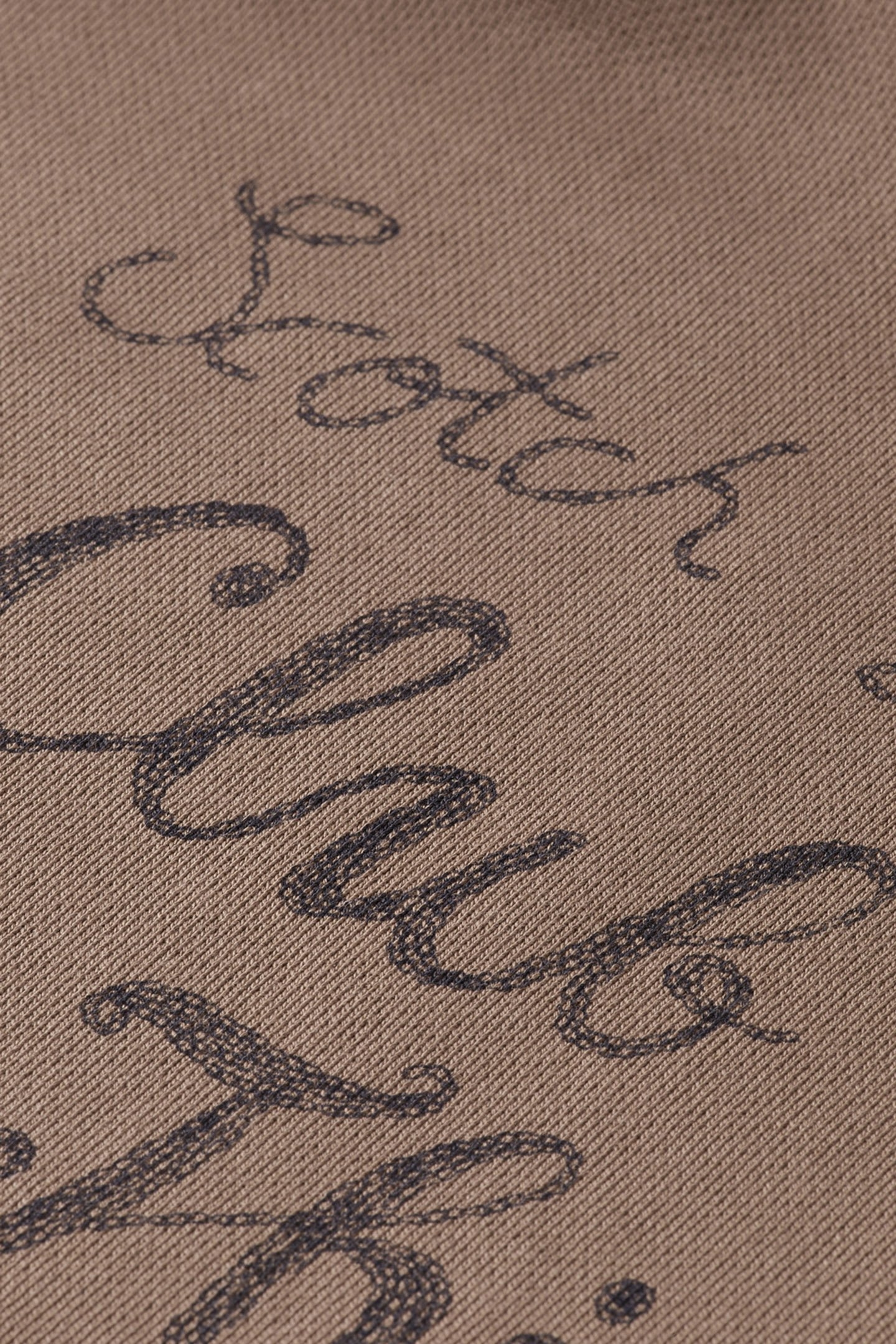 FRONT ARTWORK HOODIE CAPPUCHINO 3