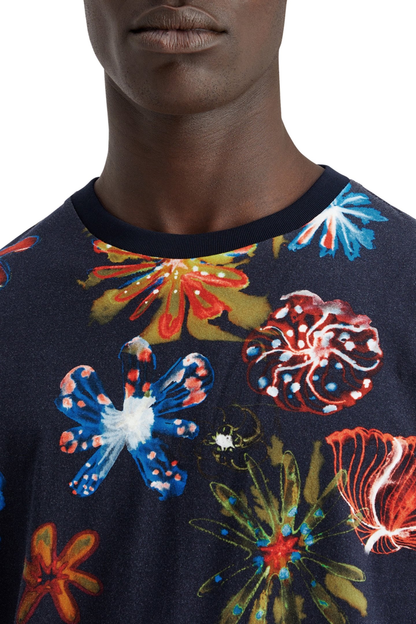 AOP T-SHIRT NIGHT FLOWER AOP 7