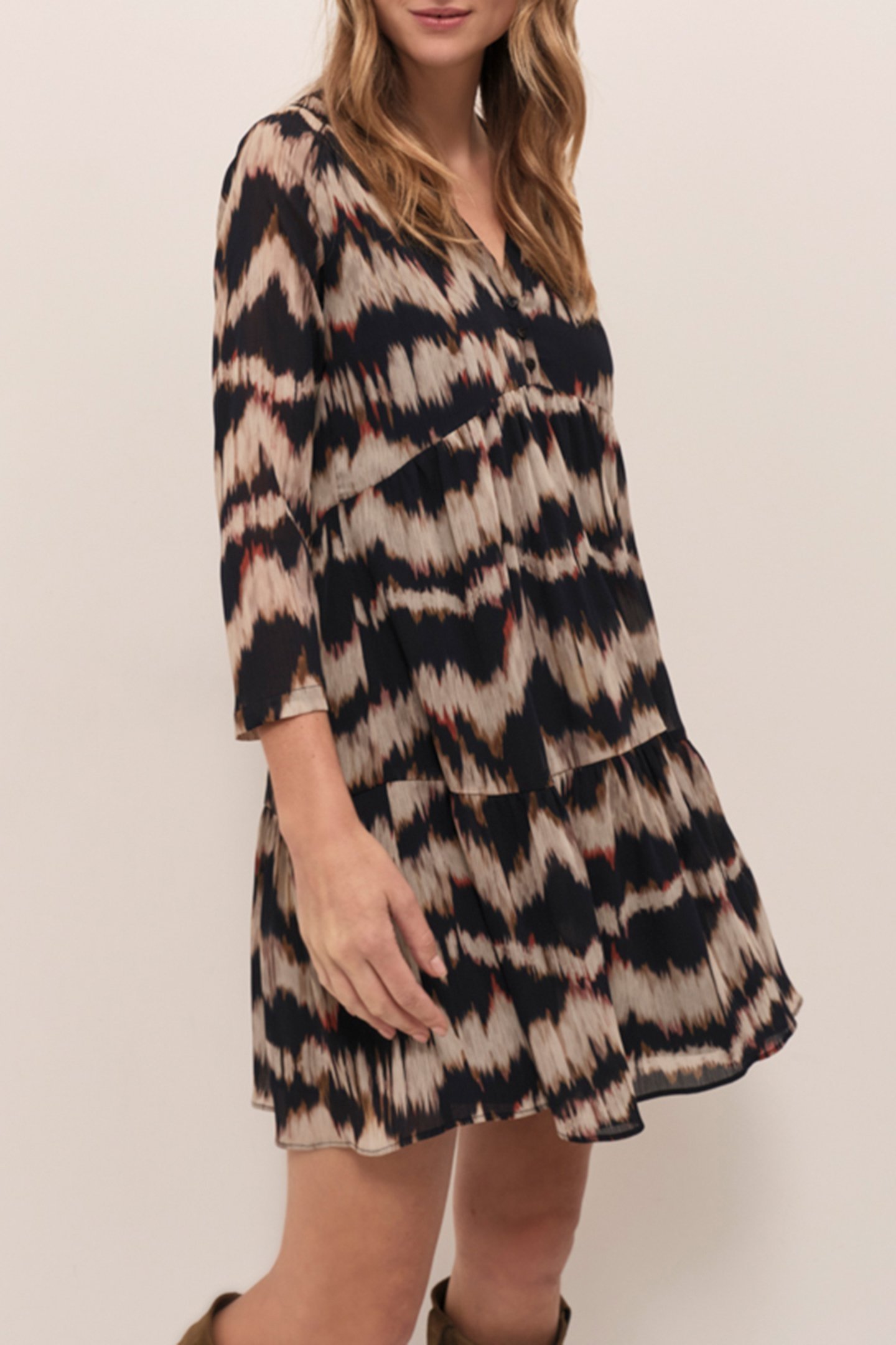 RISOTA - CHOCOLATE DRESS WITH ARTY STRIPES 3