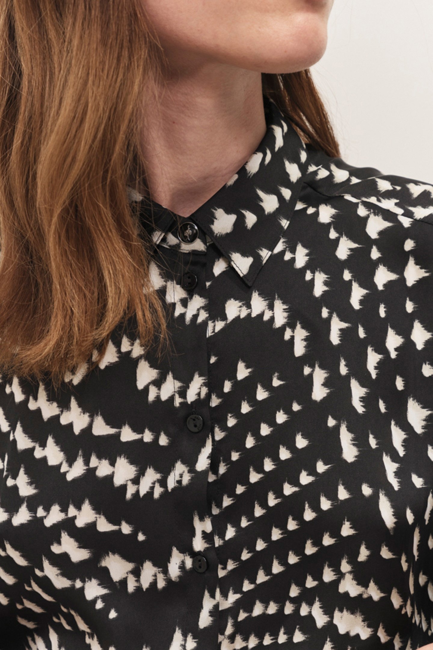 CHRISTA - BLACK OPTICAL PRINT SHIRT 4