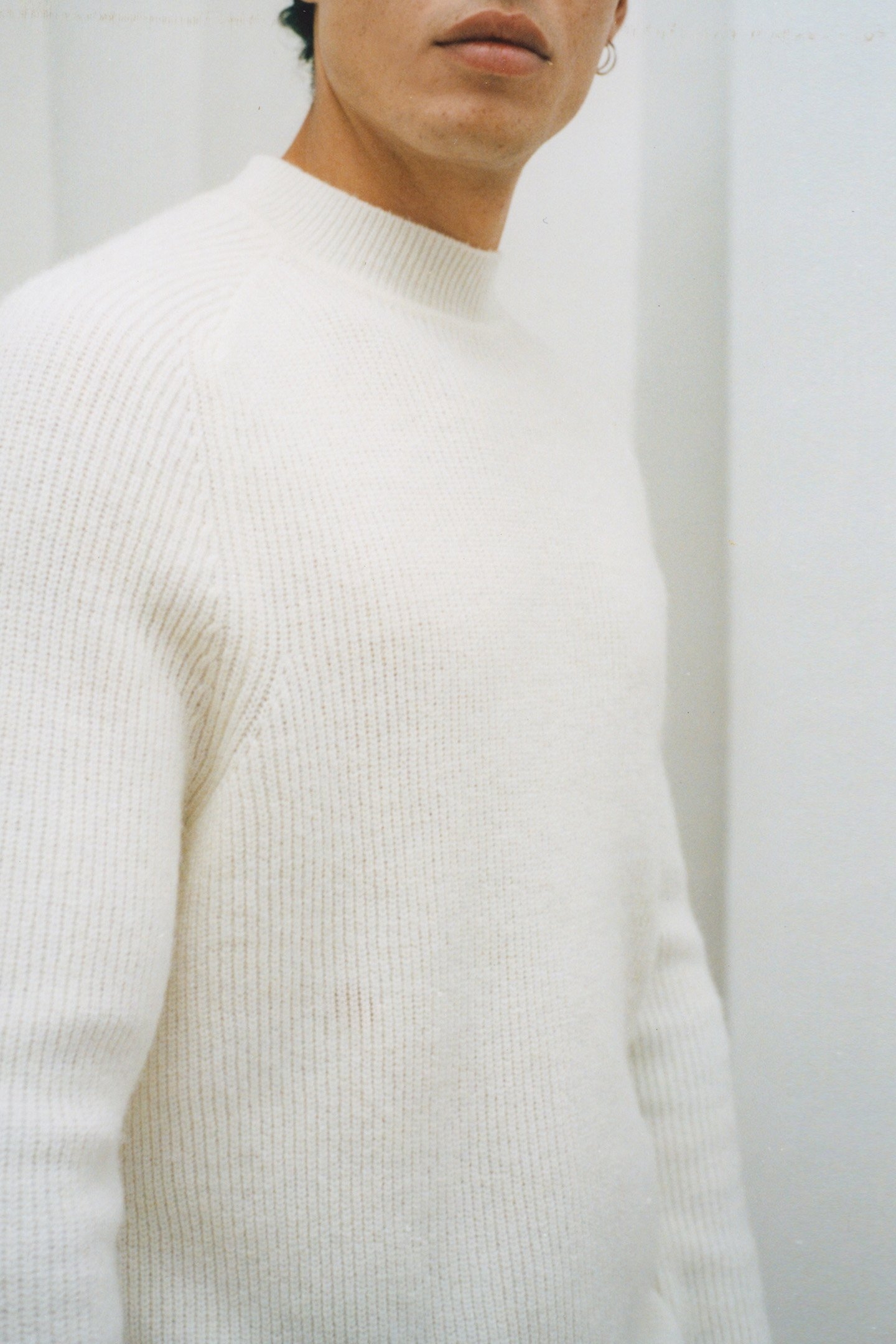 CHALK-KNIT MOCK-NECK SWEATER 4