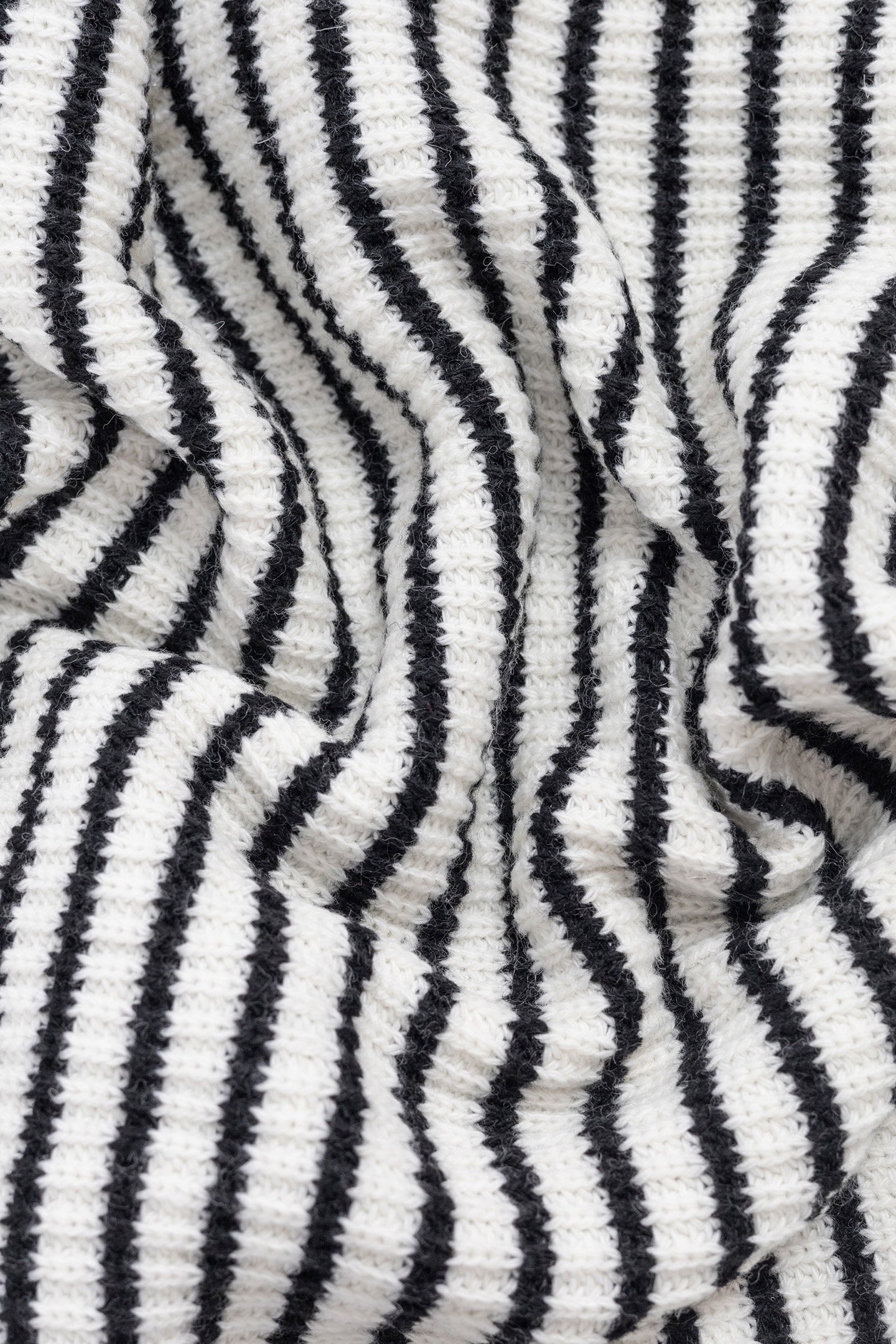 BLACK STRIPED KNIT SWEATER WITH LOOPBACK MESSAGE 6