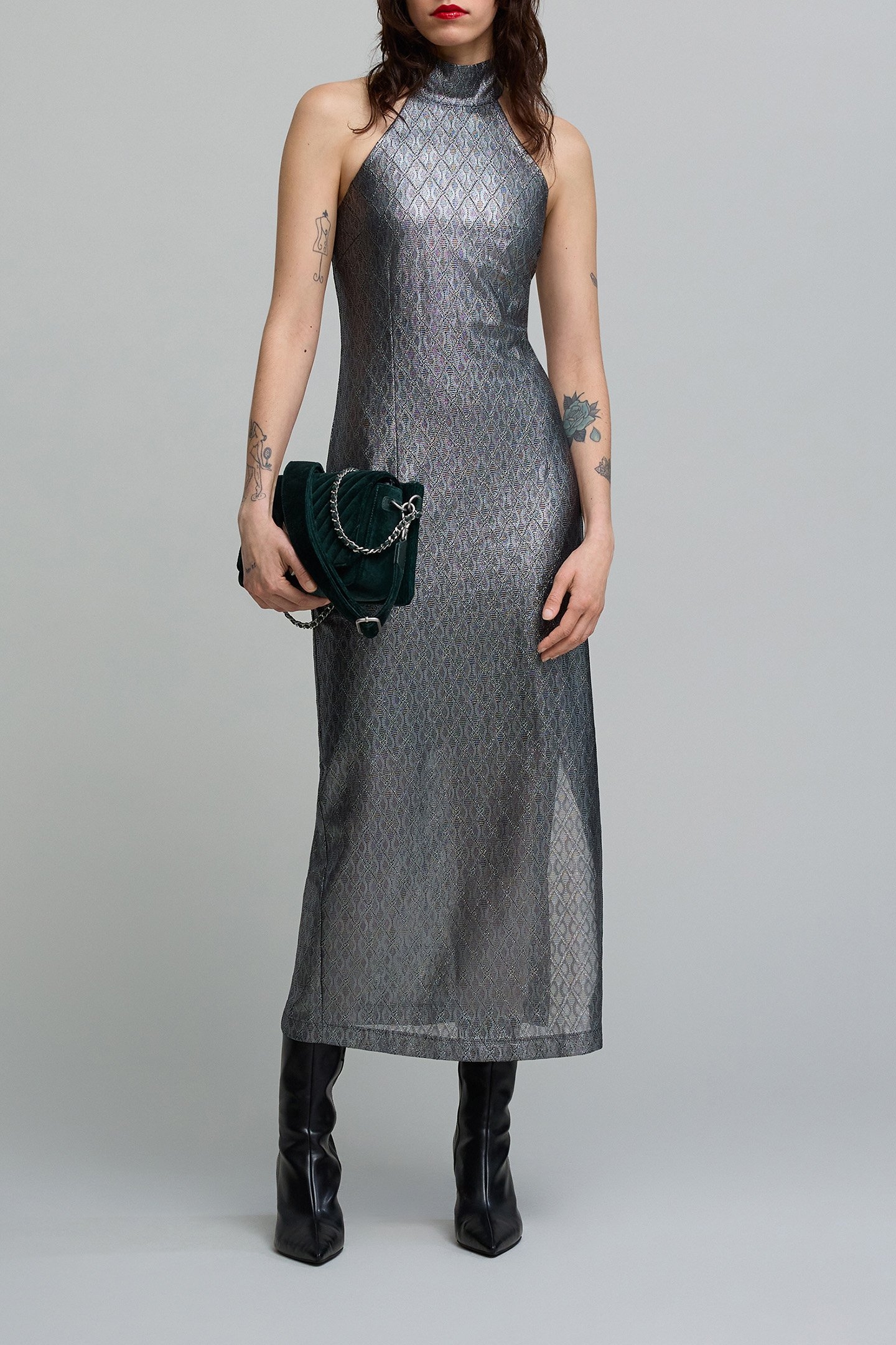 SILVER LONG DRESS WITH AMERICAN NECKLINE 1