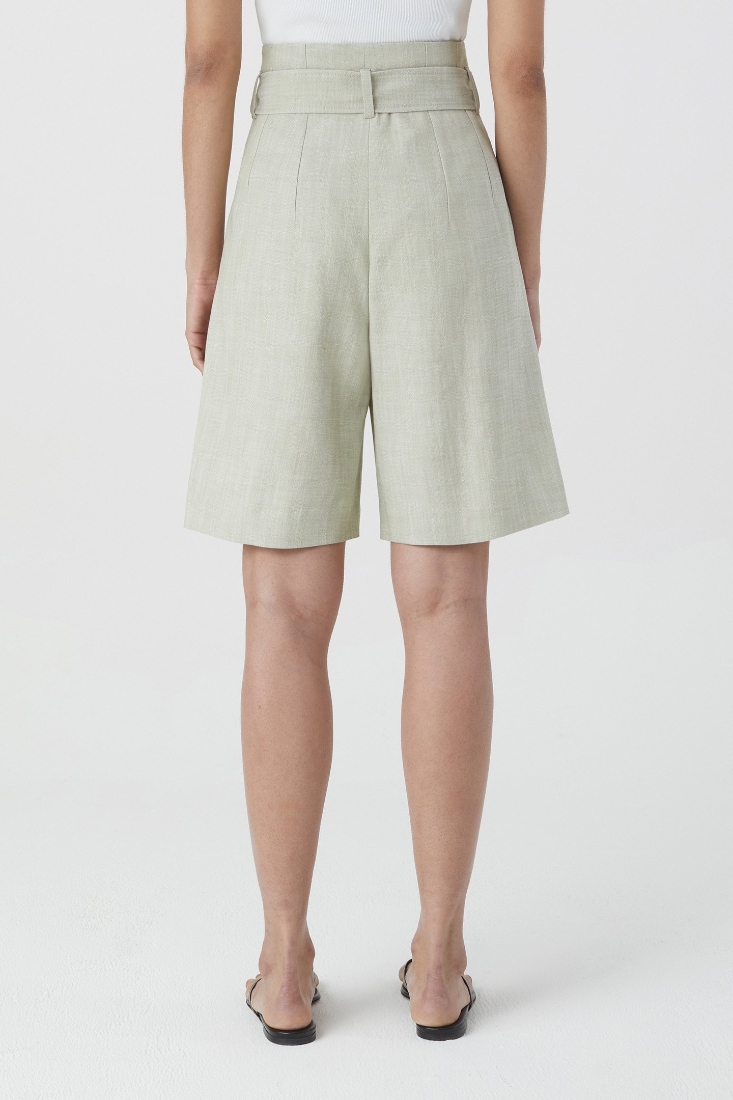 ELDON SHORTS LIGHT MOSS GREEN 2