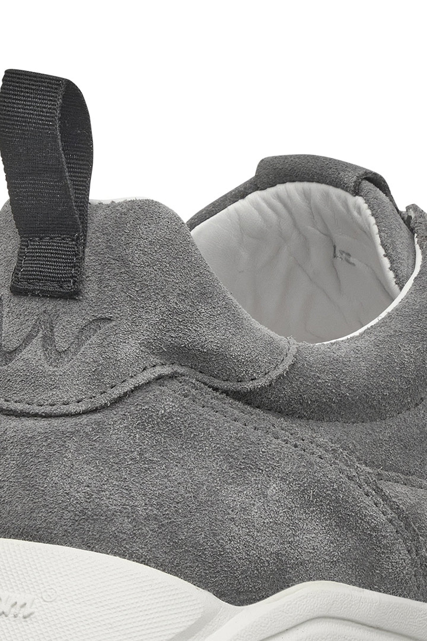 NORRIS | LIGHTWEIGHT RUNNER MID GREY 3