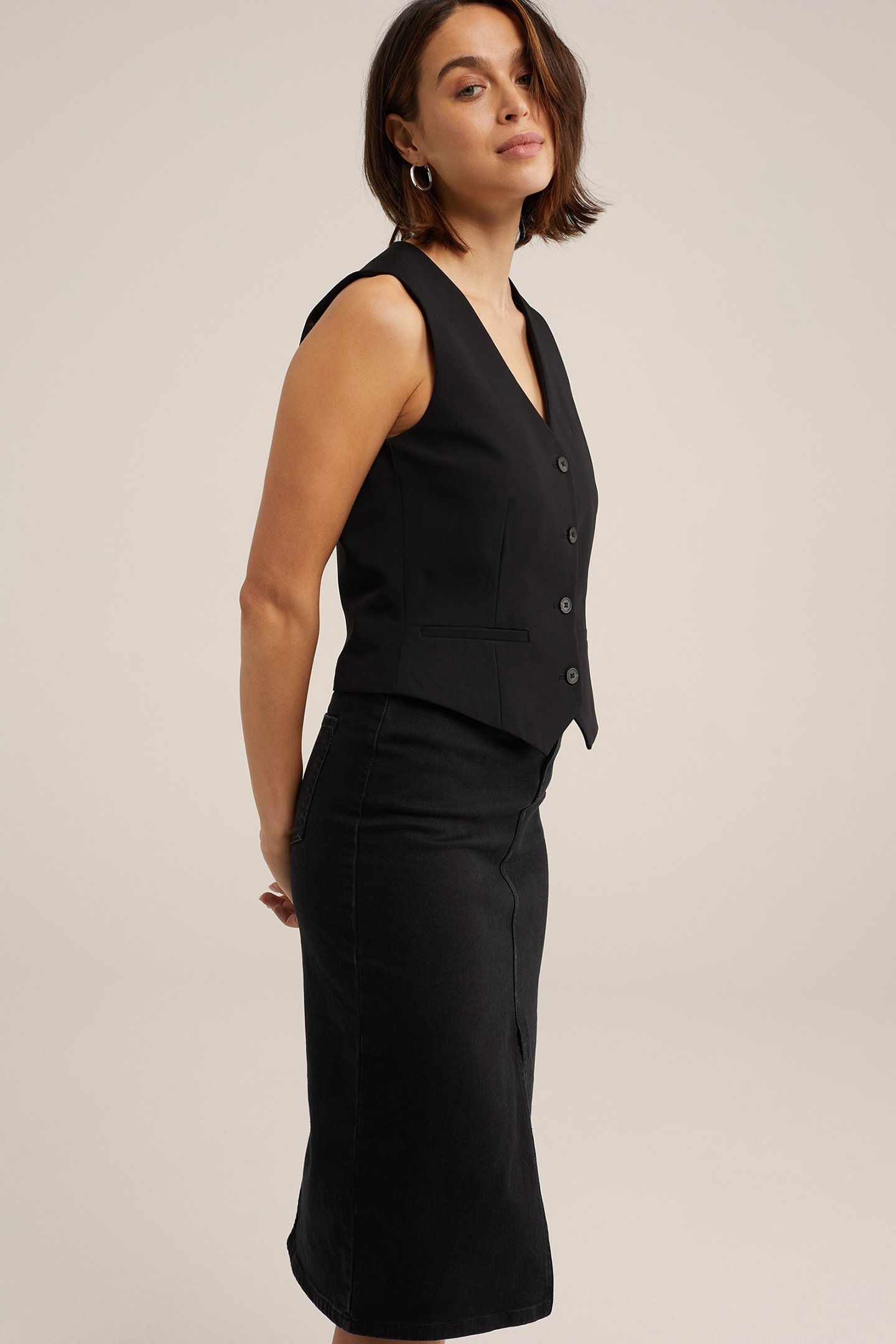 SKIRT MEDIUM LENGTH BLACK 5