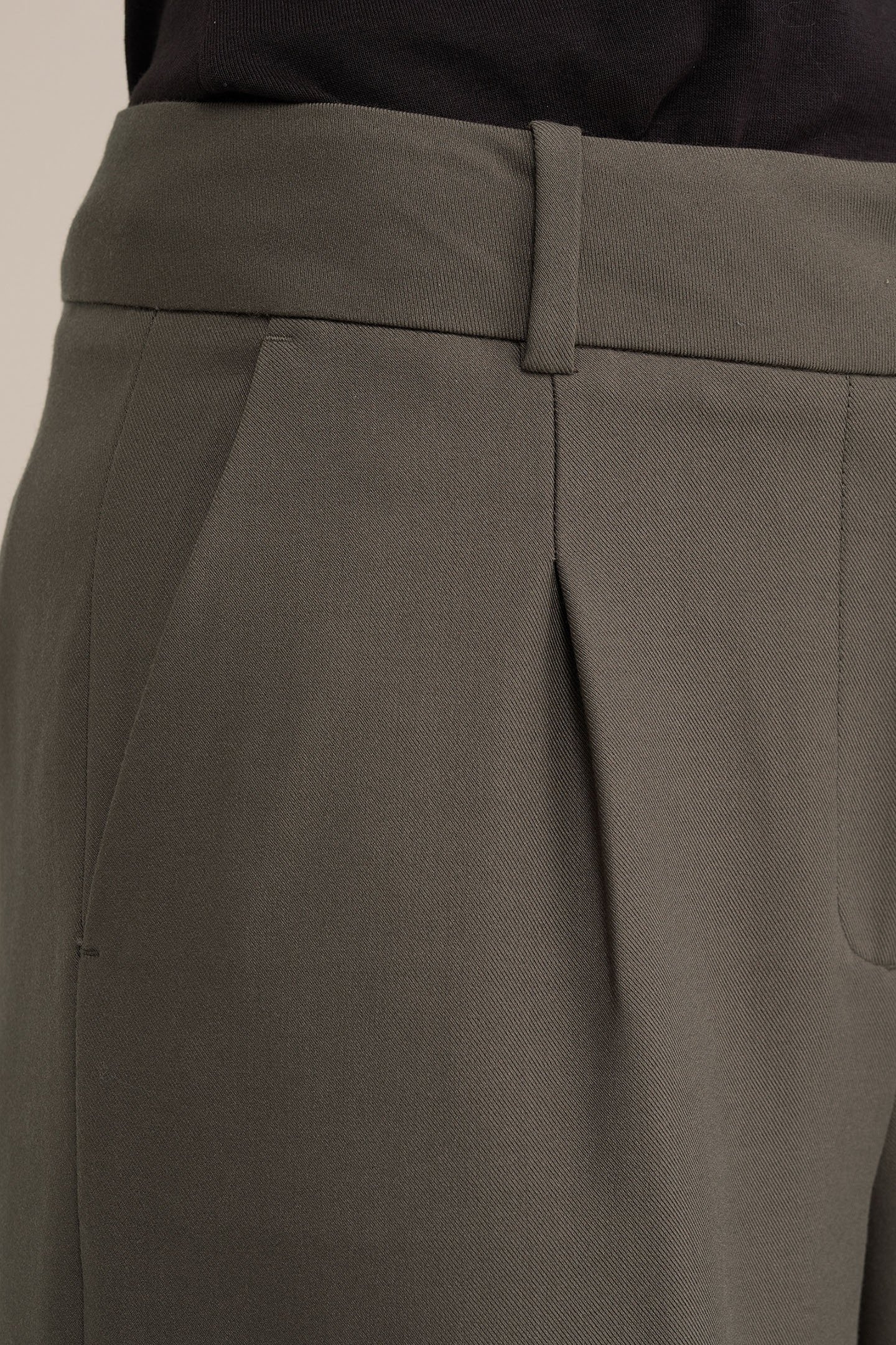 TROUSER GREYISH GREEN 6