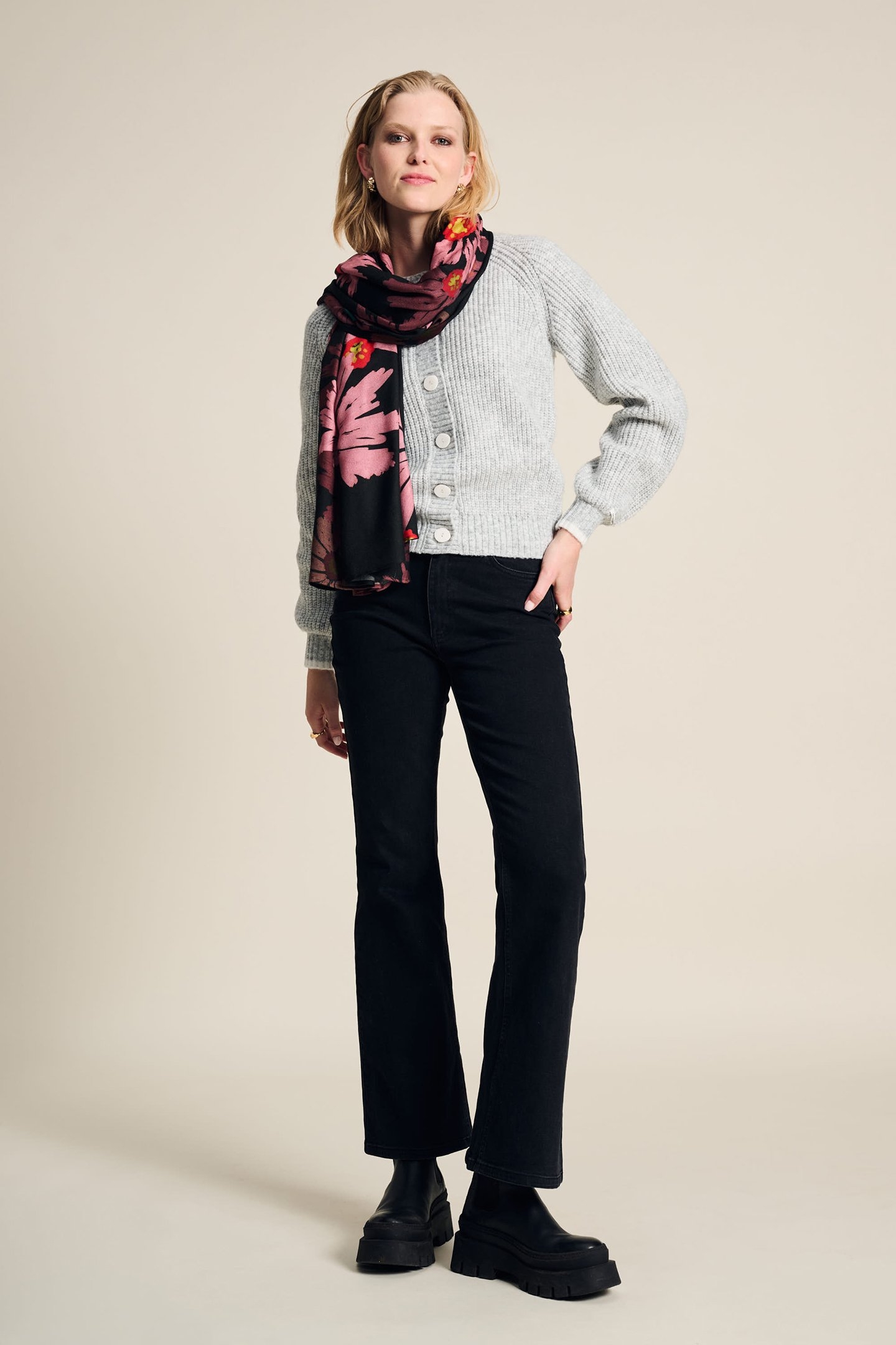 SHAWL - BIG BLOOMING PINK 3