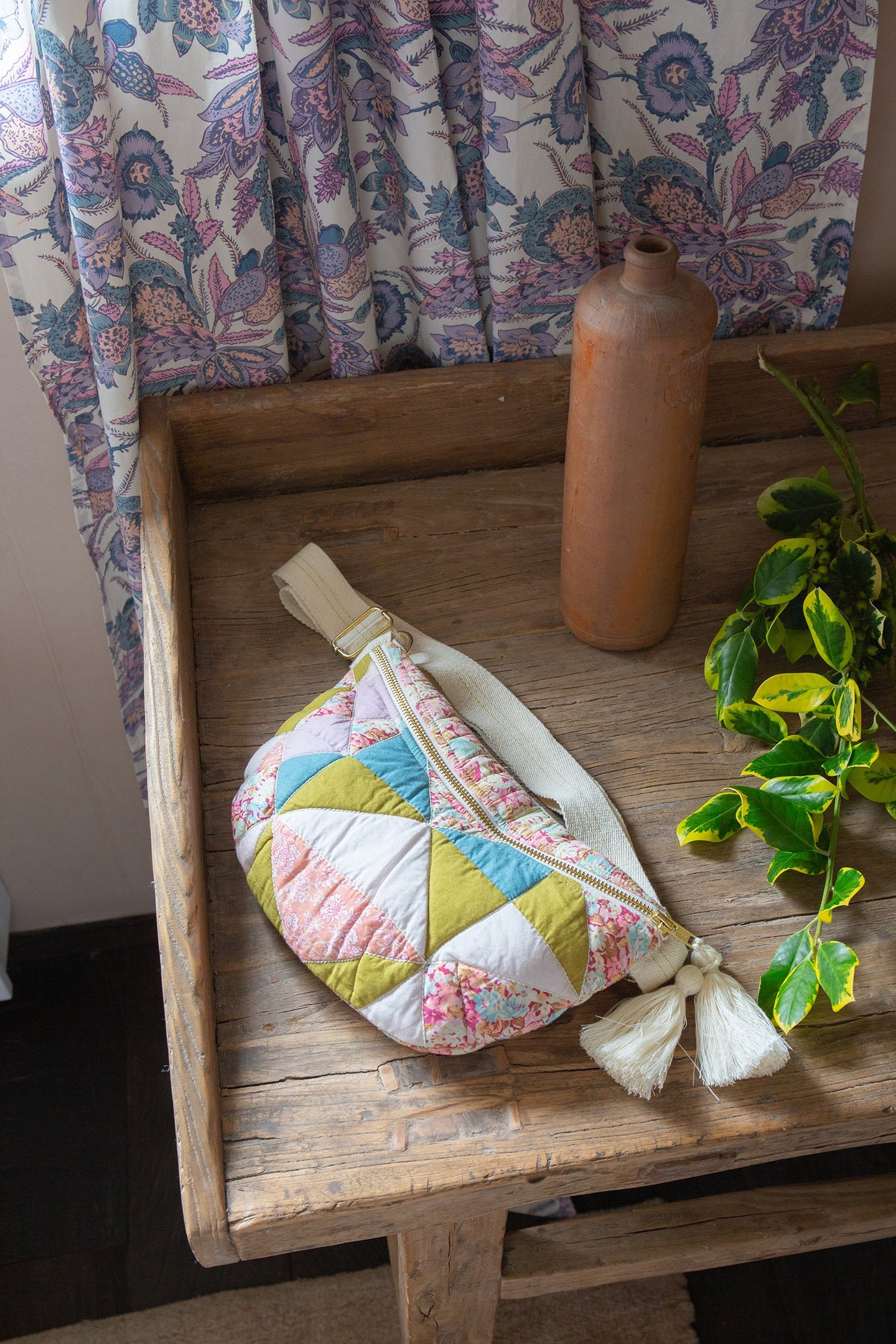 WAIST BAG GABY PATCH SWEET PASTEL 1