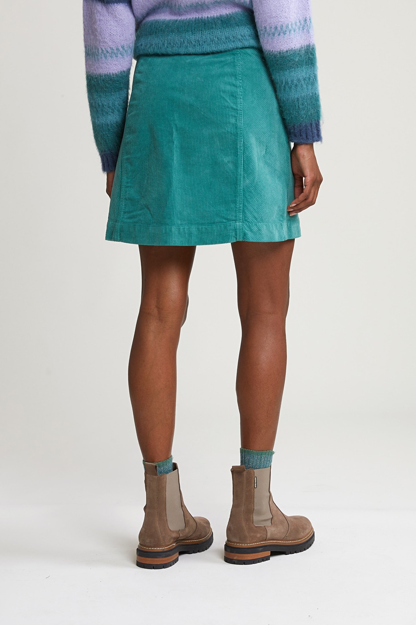 LAKE GREEN CORDUROY SHORT SKIRT 2