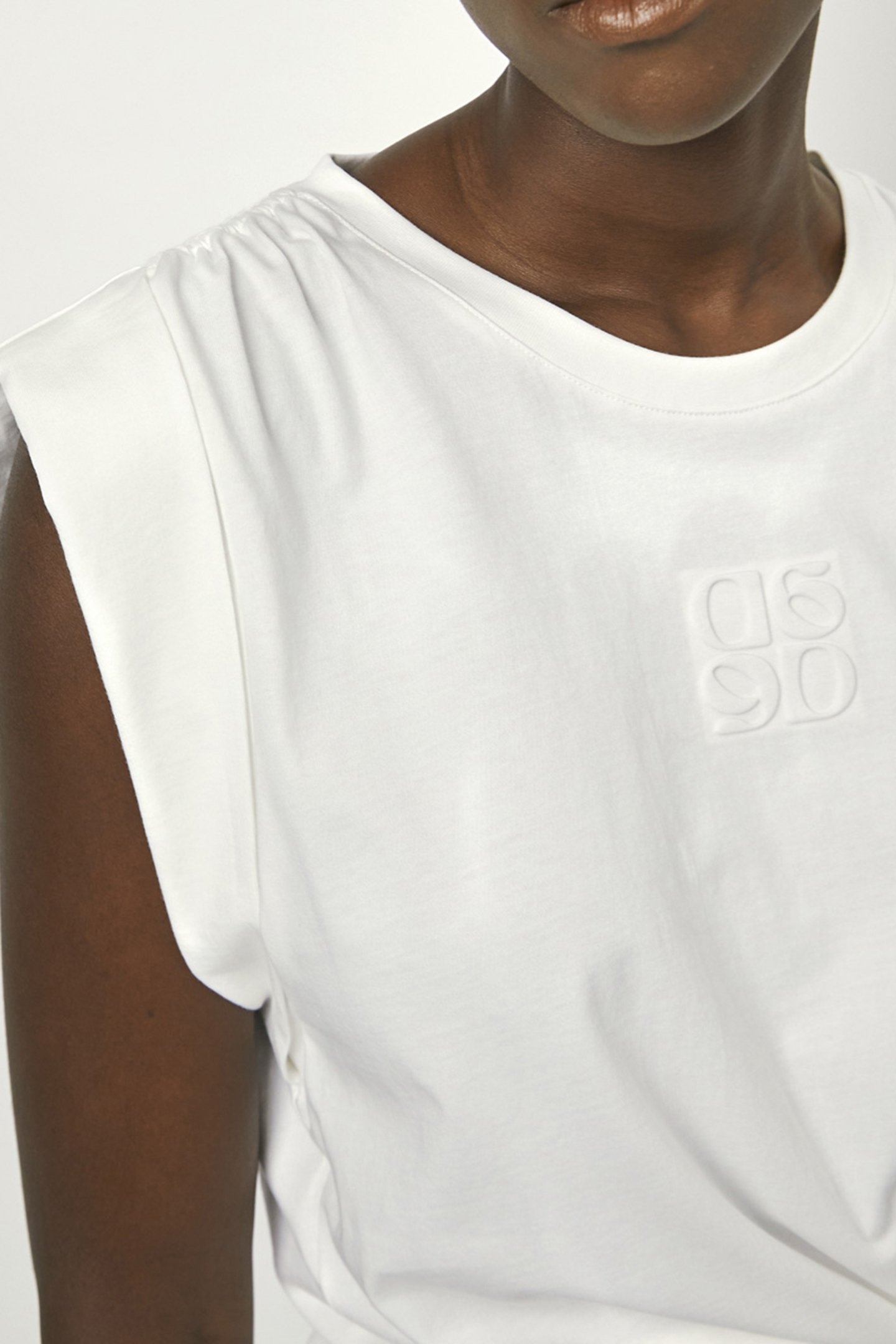 SPARROW DETAIL LOGO TEE OPTIC WHITE 4