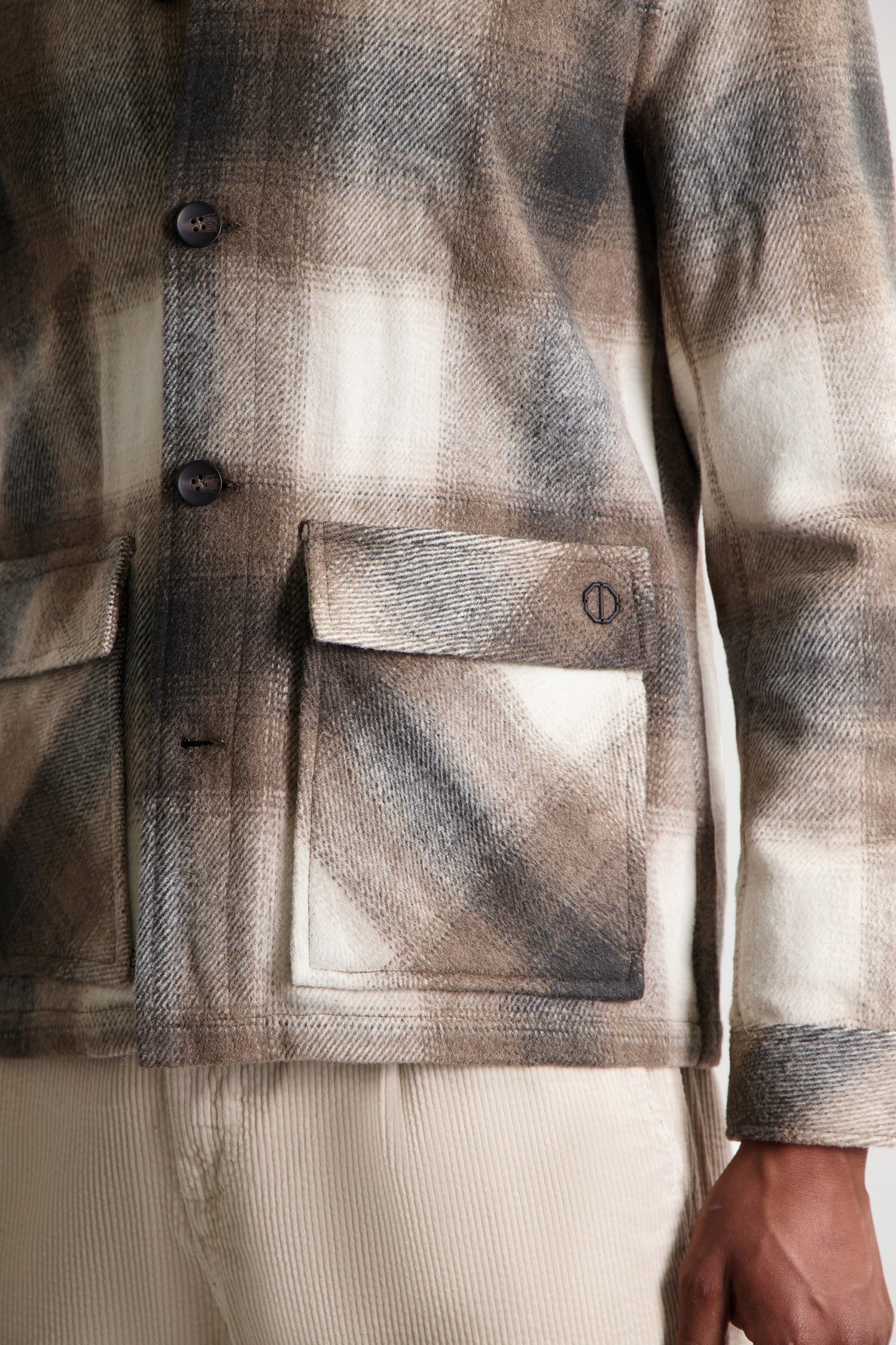 DS_KEY CHECK JACKET ELEPHANT SKIN 6