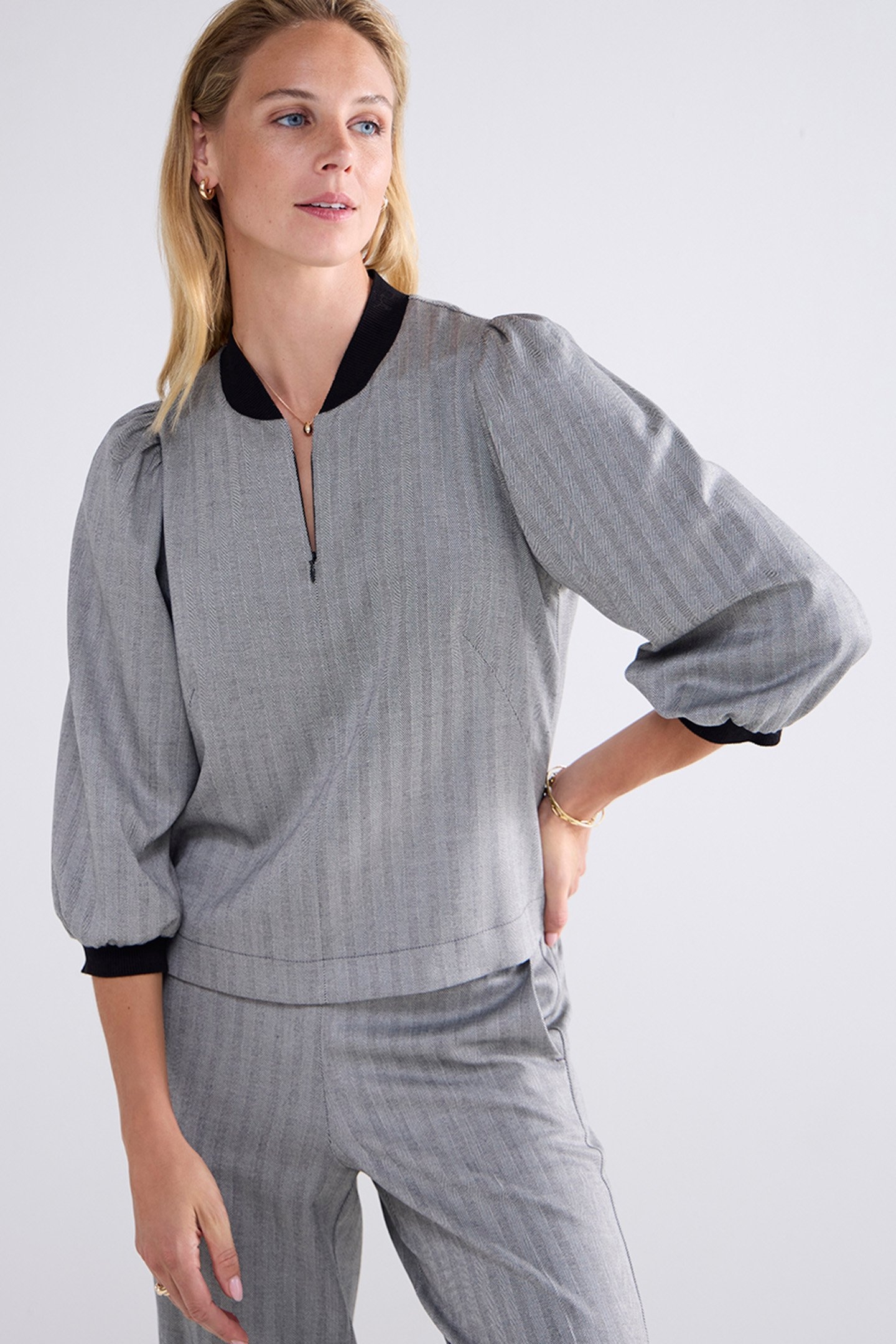 TOP HERRINGBONE BLACK 1