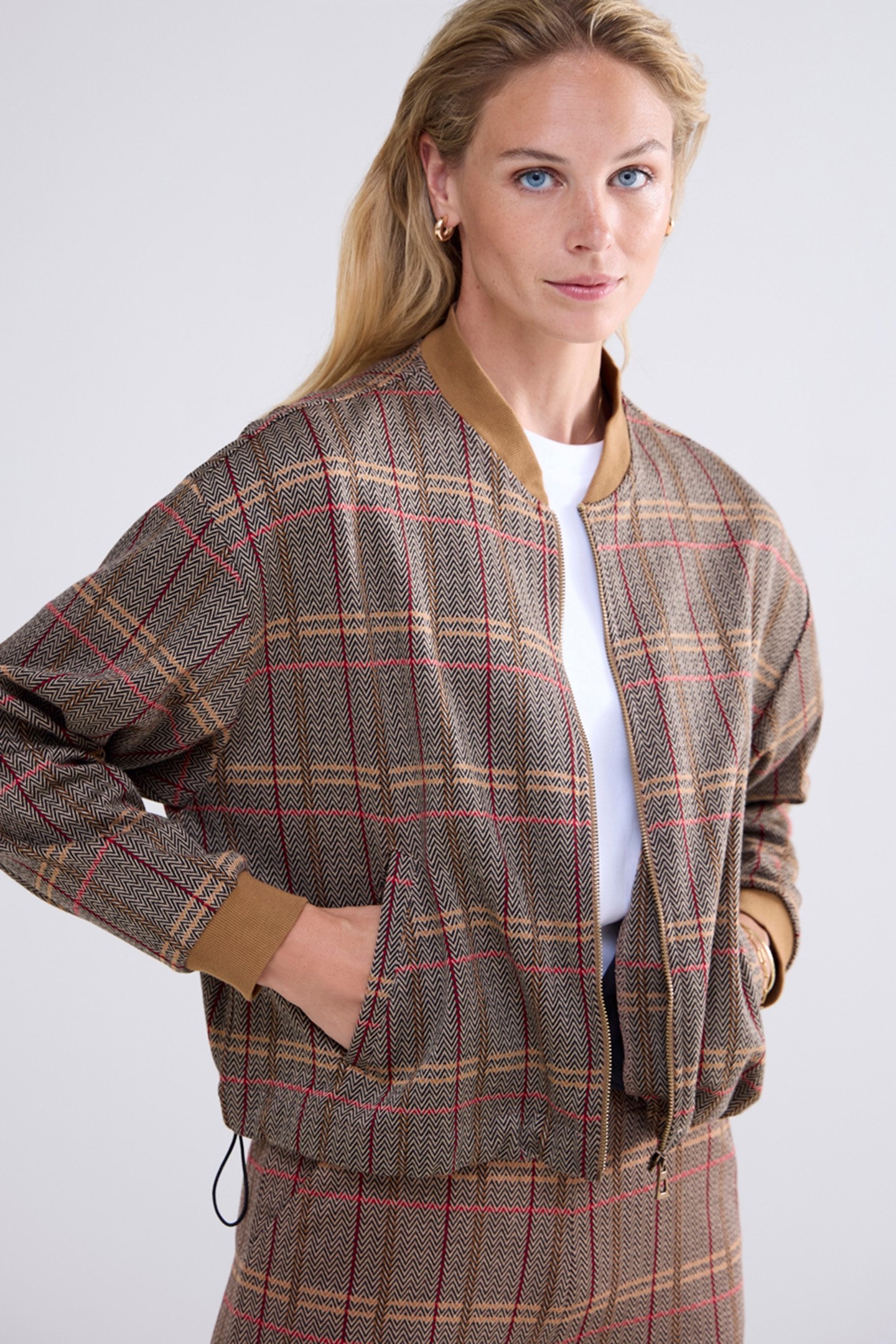 BOMBER CHECK JACQUARD CARAMEL COFFEE 3