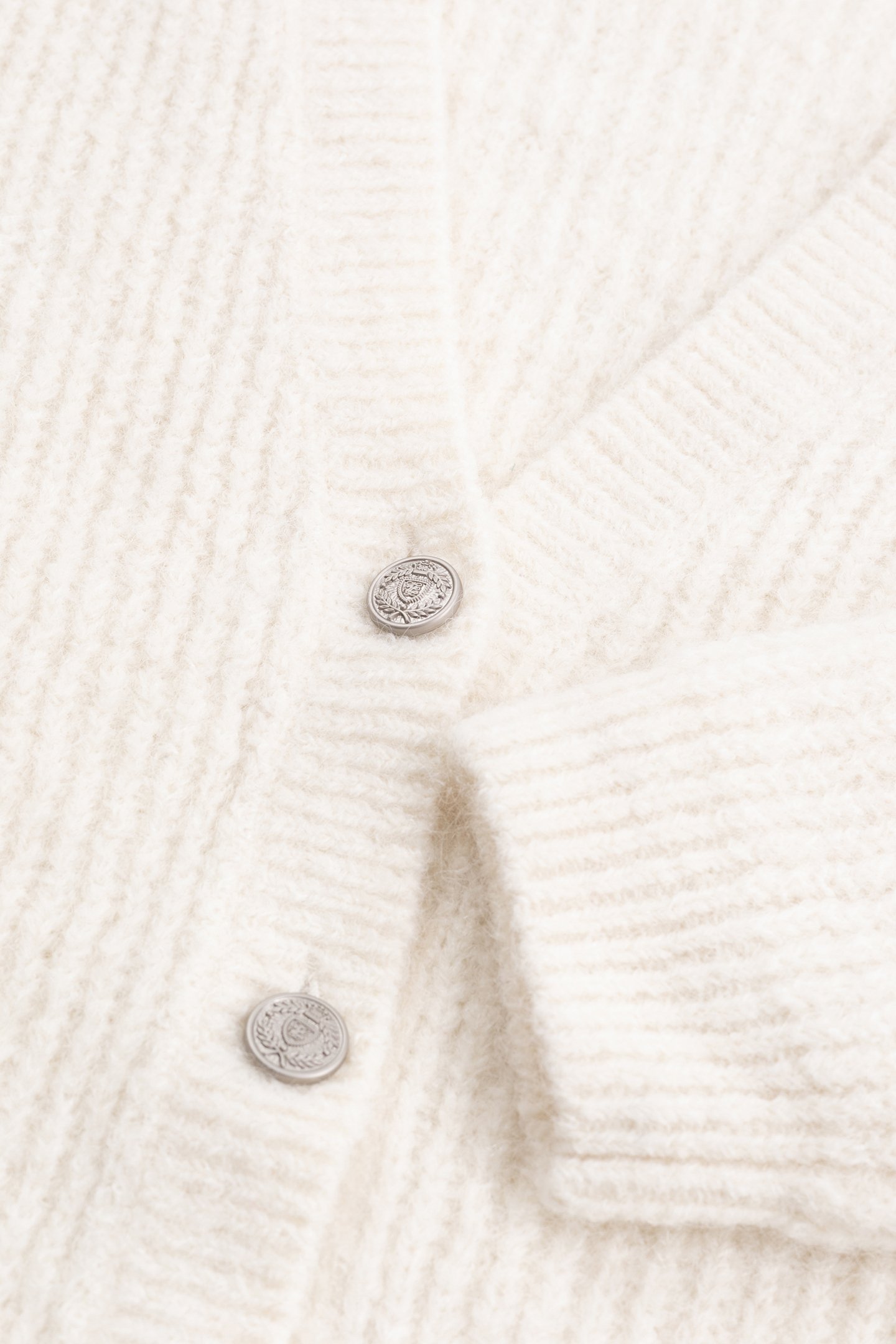 OFF-WHITE KNITTED CARDIGAN 7