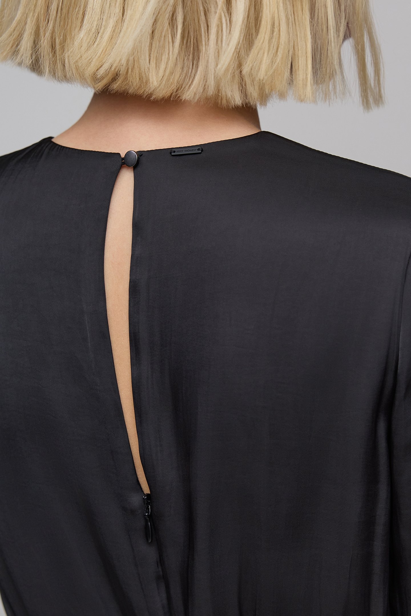 CRUMPLED BLACK DRESS WITH STUDDED WAISTBAND 6