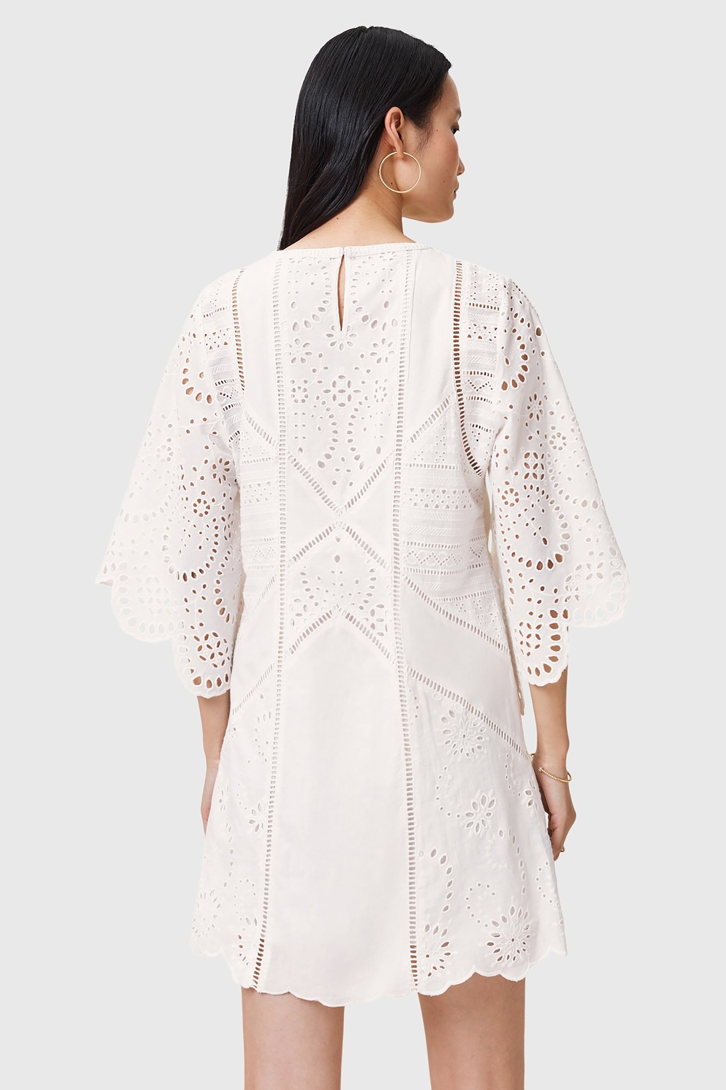 LUCI DRESS SNOW WHITE 2