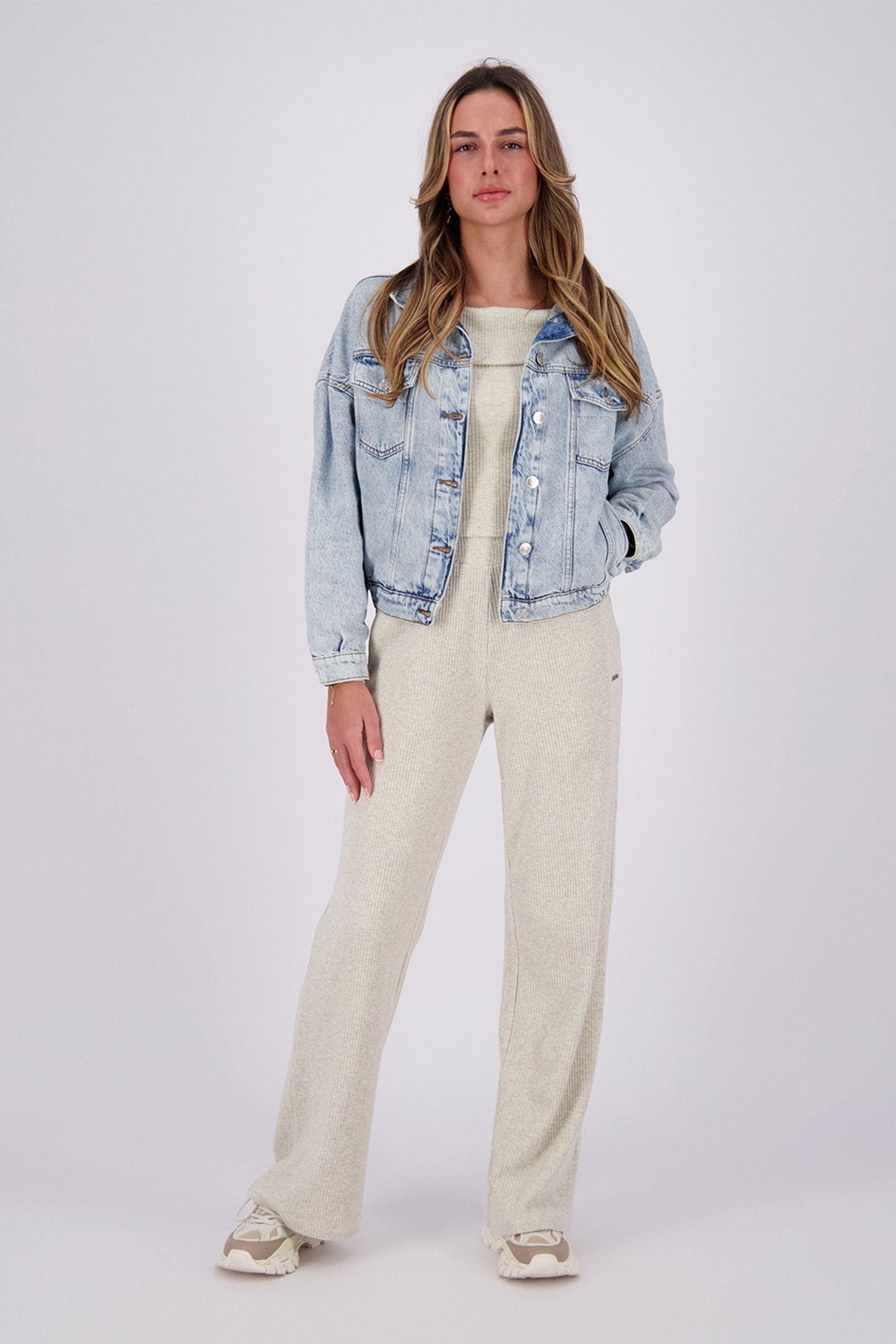VERONICA DENIM JACKET LIGHT BLUE STONE 1