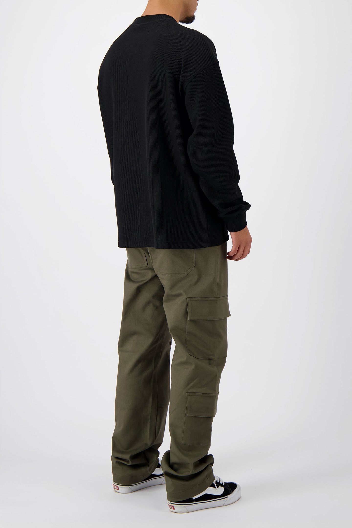 MONOGRAM WAFFLE CREWNECK BLACK 3