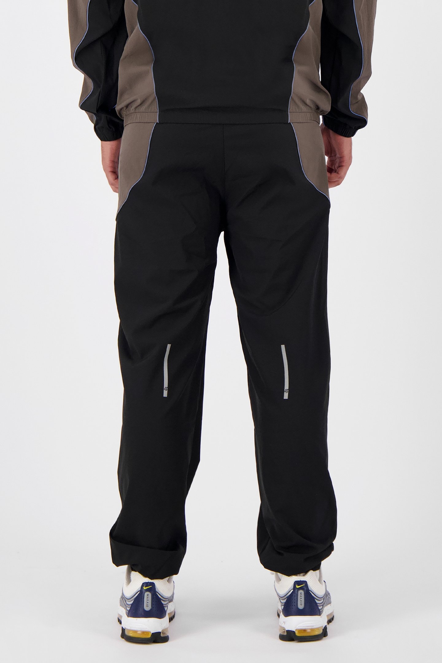 RFLCT TRACKPANTS BLACK 2