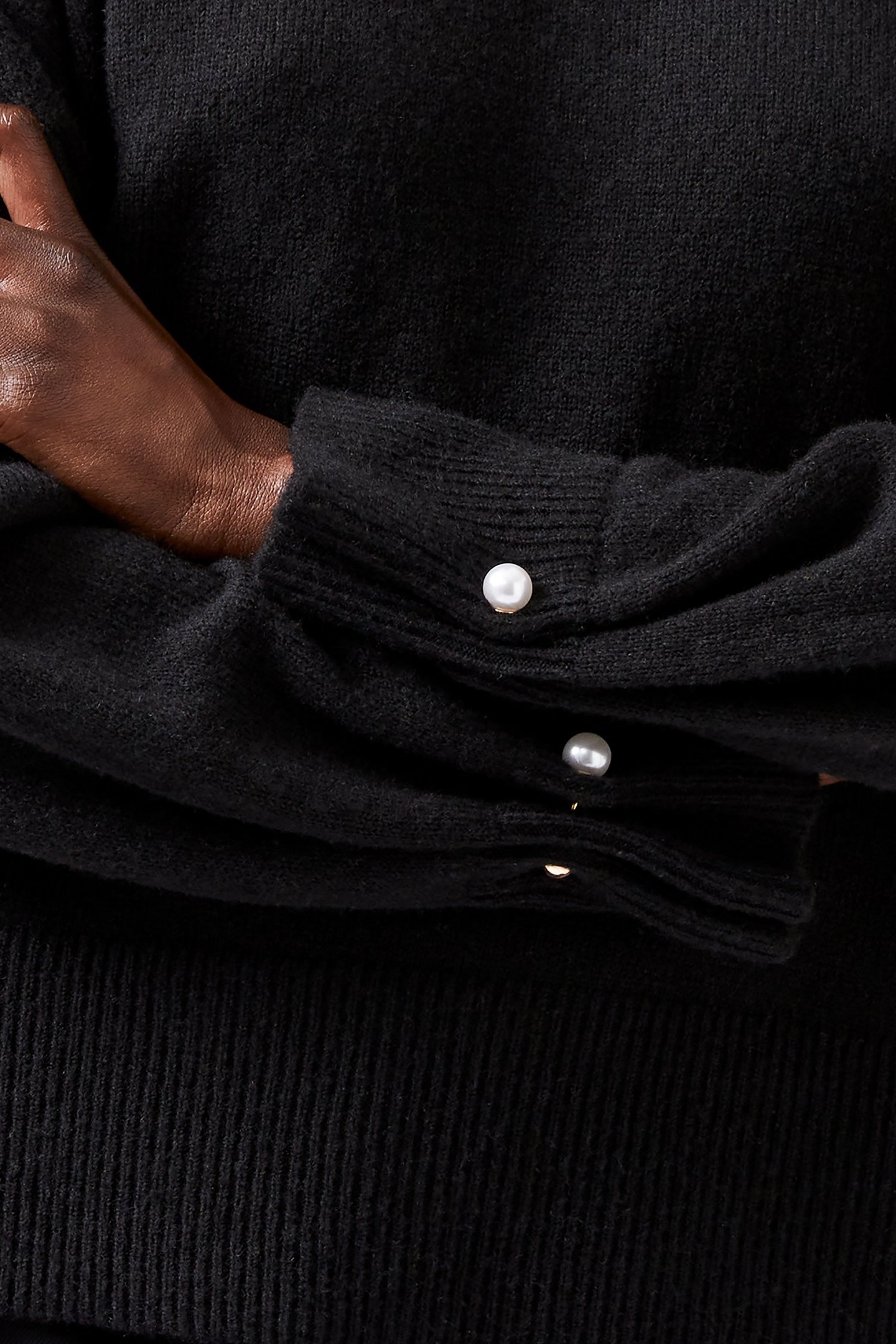 KEZIA PEARL CUFF DETAIL JUMPER BLACKOUT 3