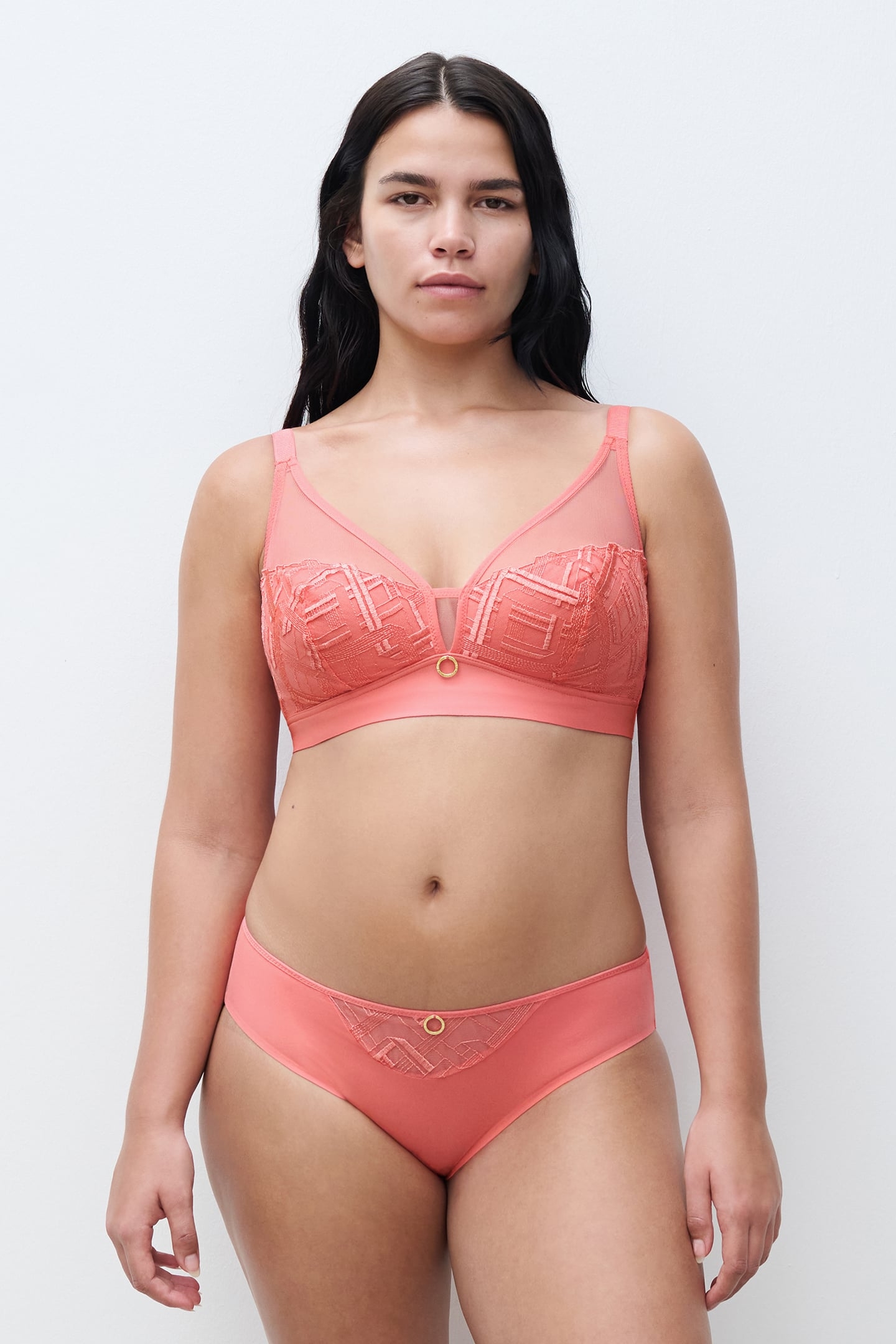 GRAPHIC SUPPORT BRIEF ORANGE 4