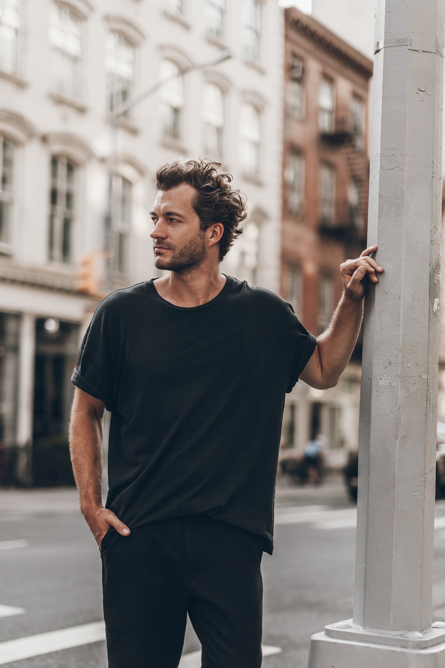 THE DARK VINTAGE UNISEX T-SHIRT 2